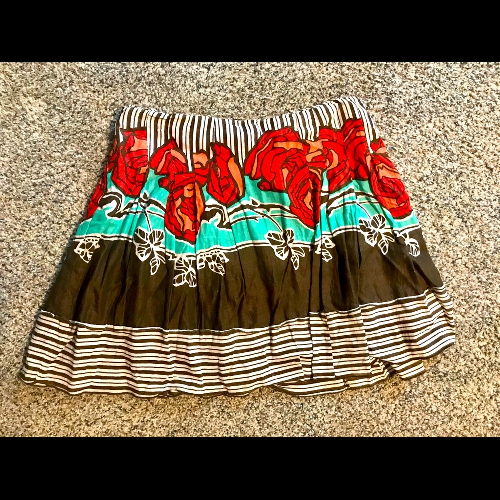 XOXO midi skirt
